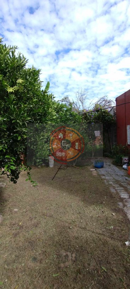 VENDE CASA ZONA COSTANERA!