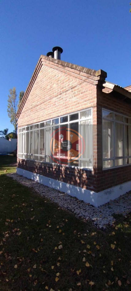 VENDE CASA EN PUEBLO BELGRANO!