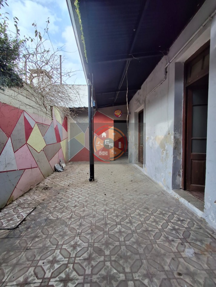 VENDE CASA CENTRICA!