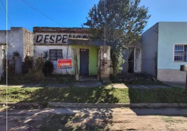 VENDE CASA A REFACCIONAR