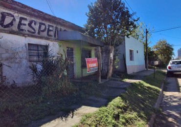 VENDE CASA A REFACCIONAR