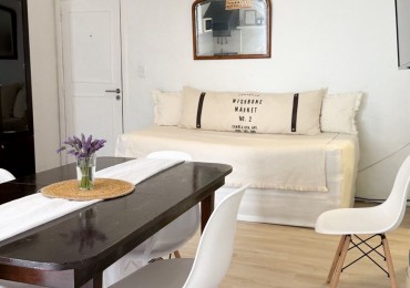 VENDE DEPARTAMENTO CENTRICO DE 2 AMBIENTES, CON PATIO!