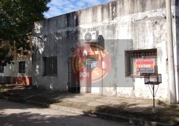 VENDE CASA ZONA COSTANERA!